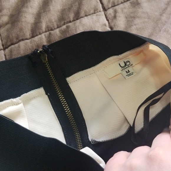 Mini skirt - Picture 2 of 3